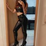 Geile Cindy ist dauergeil und fickt so gerne. Bild