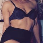 Lustvolle Anna aus Bremen trinkt Sperma