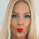 TOP TIPP - Blond Liya, reife Lady von 43 Jahren.